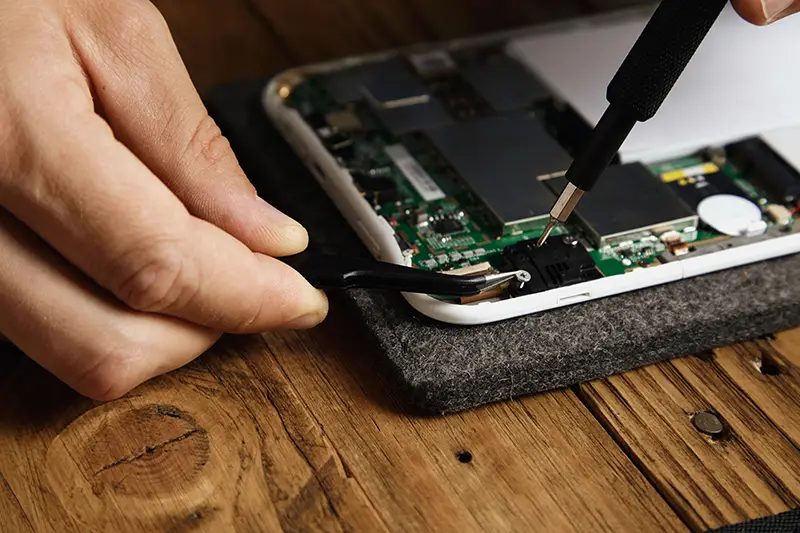 Réparateur carte électronique zoom